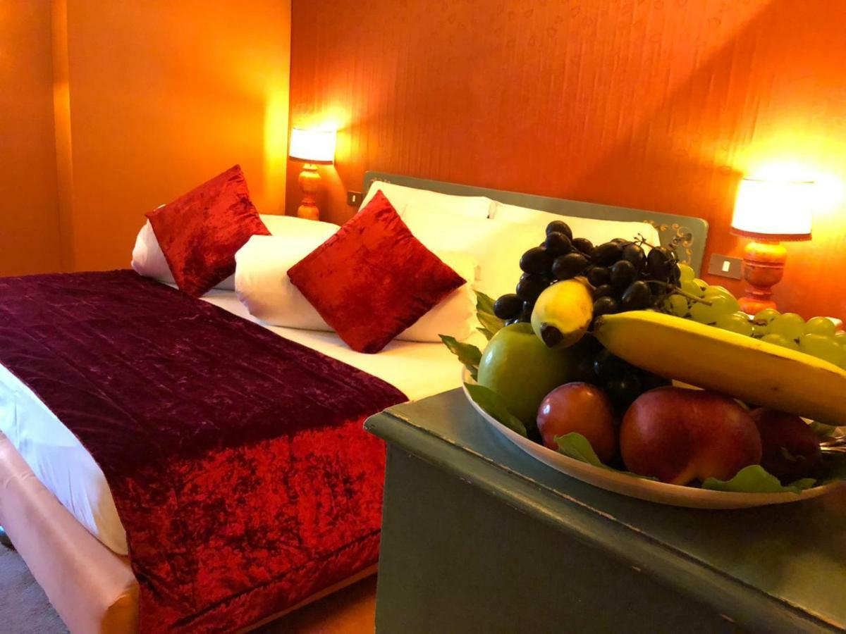 Hotel Punta Maquignaz Breuil-Cervinia Extérieur photo